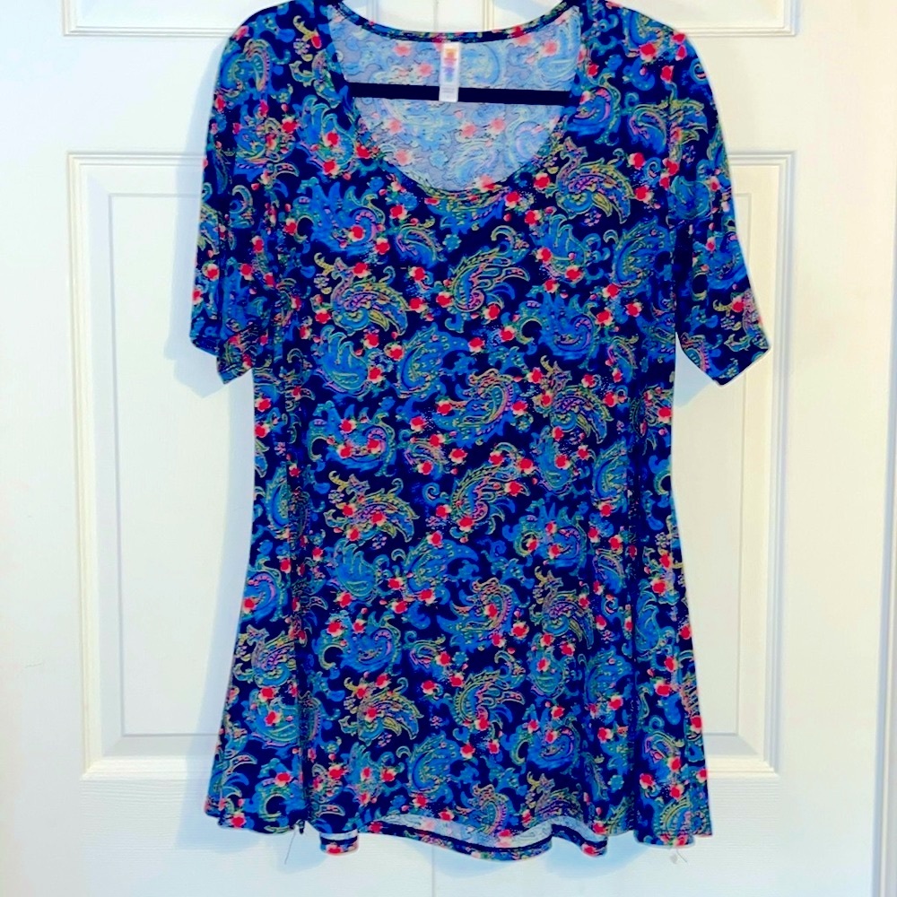 LuLaRoe Perfect T